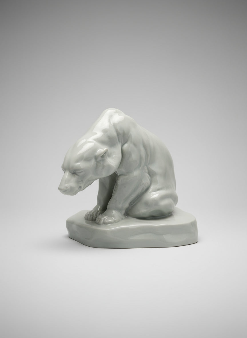 Herend Porcelain Polar Bear Figurine – Model 5367, Design by Béla Markup, Hungary (8.5 × 7.5 cm)