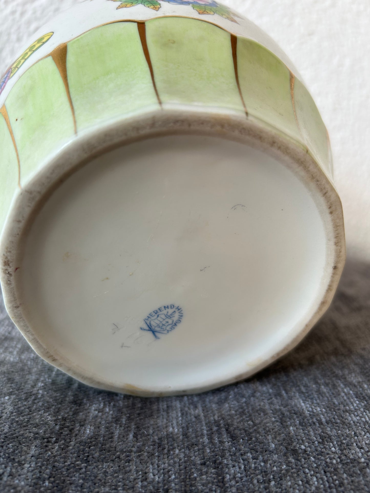 Herend Victoria Vase Medium