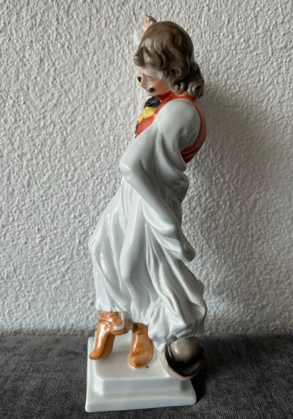 Herend Porcelain Hungarian Folk Dancer Figurine – Model 3490, Hand-Painted