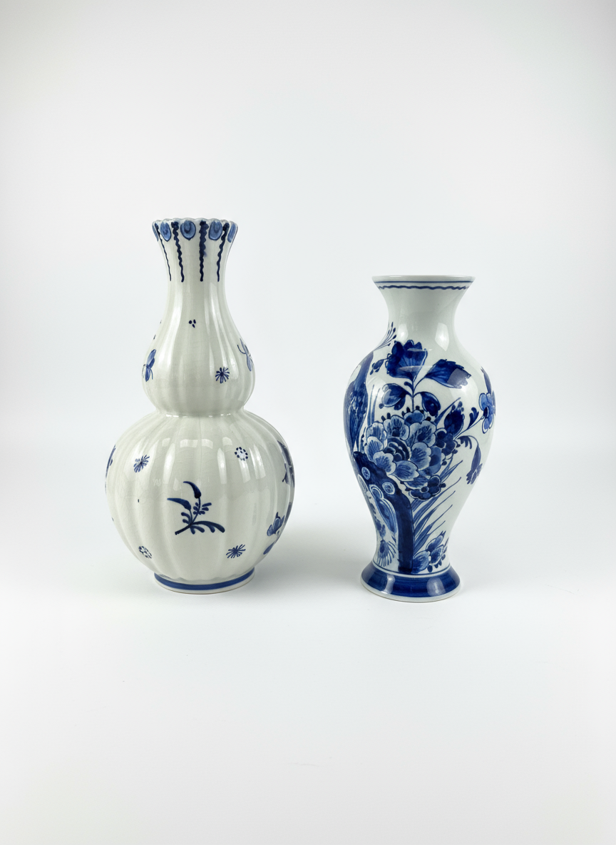 Delft vases image 3