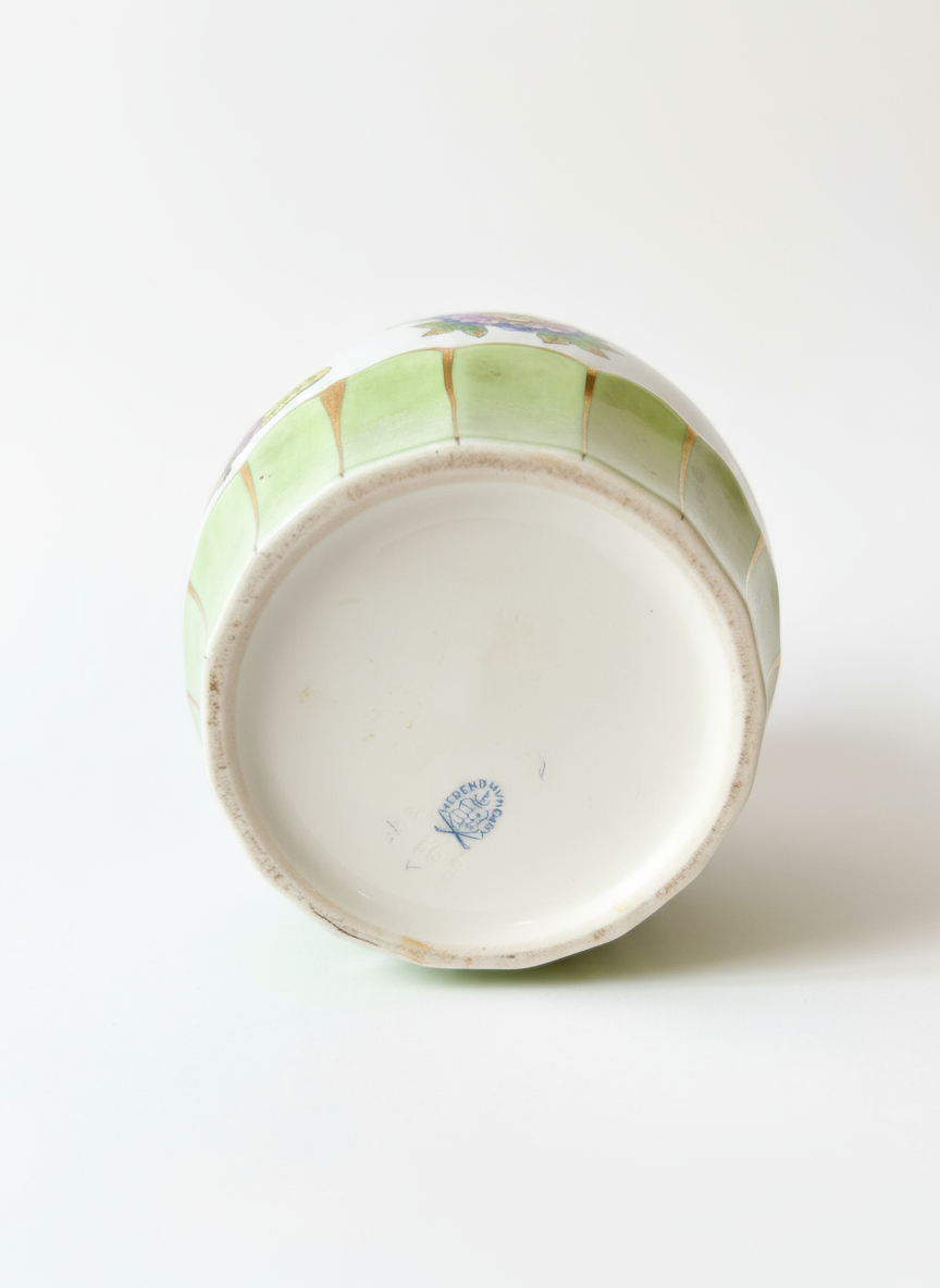 Herend Victoria Vase Medium - Image 3