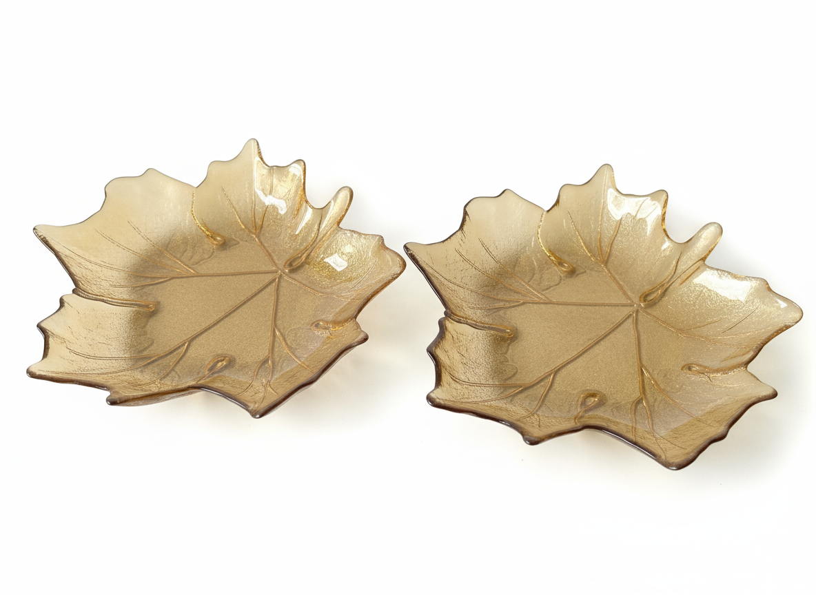 Maple Leaf Dishes - Image 1