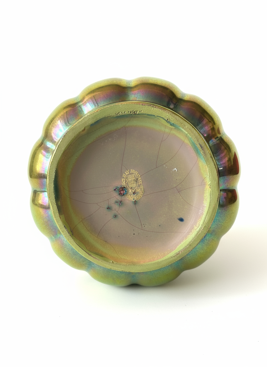 Zsolnay Art Déco Vase - Image 4